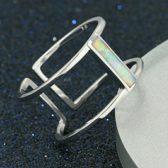 White Gold/Sterling Silver Adjustable Opal Ring - Picture 2 of 6